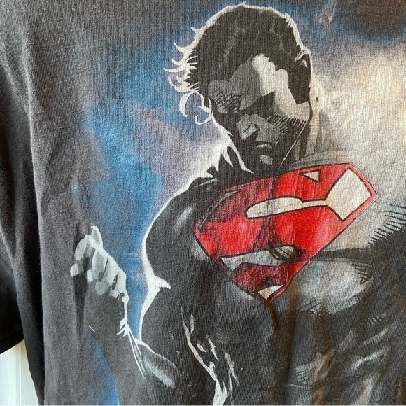 Superman T shirt features our Man Steel with clenched fist and jaw. Heroic! - Picture 4 of 4